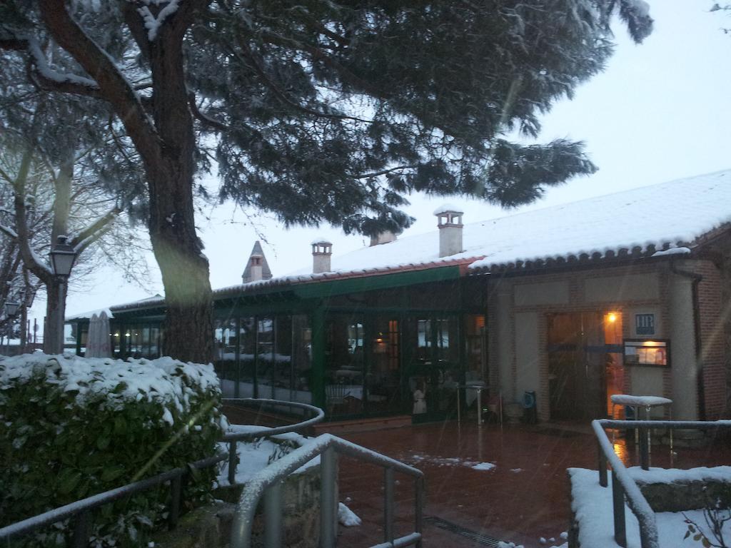 Hotel Restaurante Sonsoles Ávila Exterior foto